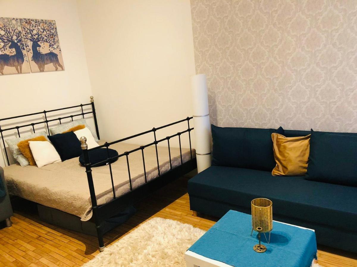 Butterfly Free Parking At Riverside Apartment Budapest Extérieur photo